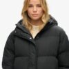 Abrigo acolchado largo con capucha Hooded