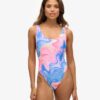 Bañador con espalda redondeada estampado