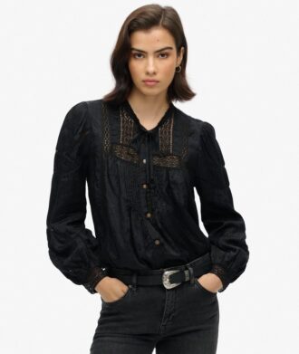 Blusa de manga larga con encaje tejido