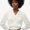 Blusa de manga larga con ribete de encaje y fruncidos