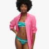 Braguitas de bikini recicladas con estampado tie-dye