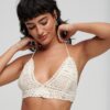 Bralette halter de ganchillo