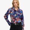 Camisa ajustada estampada estilo años 70
