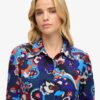 Camisa ajustada estampada estilo años 70