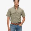 Camisa militar de manga corta