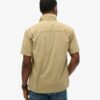 Camisa militar de manga corta