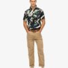 Camisas hawaianas de manga corta
