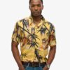 Camisas hawaianas de resort