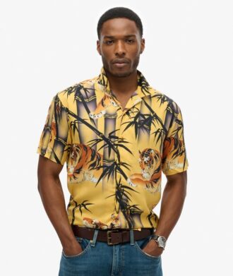 Camisas hawaianas de resort