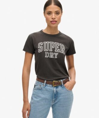 Camiseta ajustada con estampado de Athletic Essentials