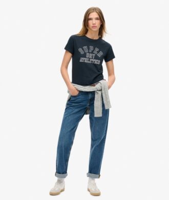 Camiseta ajustada con estampado de Athletic Essentials