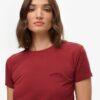 Camiseta ajustada con logotipo Essential