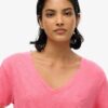 Camiseta con cuello en V bordado y efecto slub