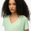 Camiseta con cuello en V bordado y efecto slub