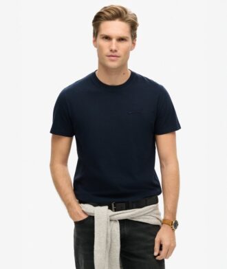 Camiseta con el logotipo de Organic Cotton Essential