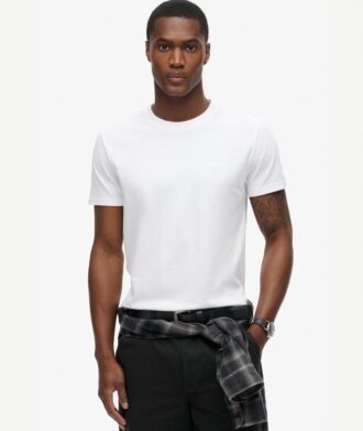 Camiseta con el logotipo de Organic Cotton Essential