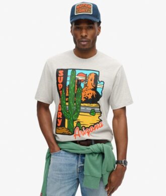 Camiseta con estampado de postal de viaje