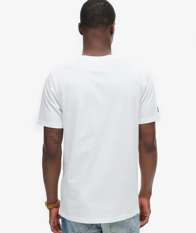 Camiseta con gráfico de logotipo en relieve Camiseta con gráfico de logotipo en relieve