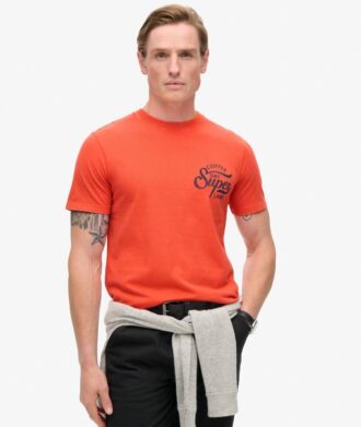 Camiseta con gráfico en el pecho de Copper Label