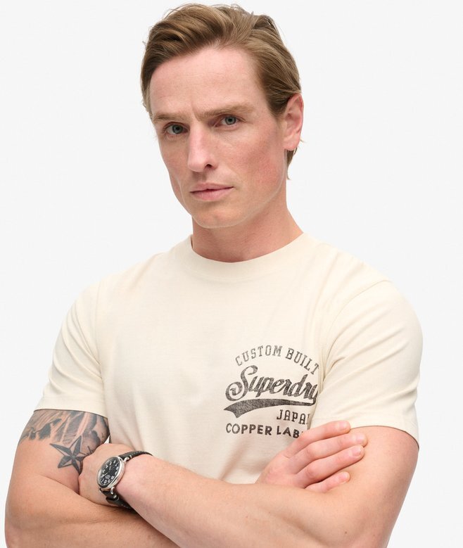 Camiseta con gráfico en el pecho de Copper Label Camiseta con gráfico en el pecho de Copper Label