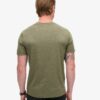 Camiseta con gráfico en relieve Camiseta con gráfico en relieve