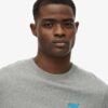 Camiseta con logotipo Essential