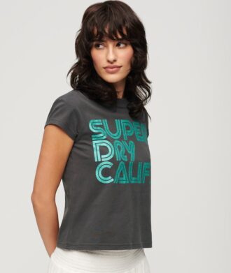 Camiseta con logotipo retro brillante