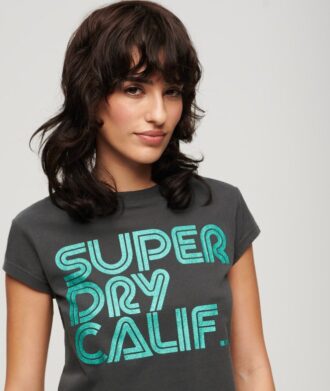 Camiseta con logotipo retro brillante