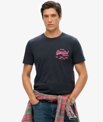 Camiseta con logotipo Vintage neón