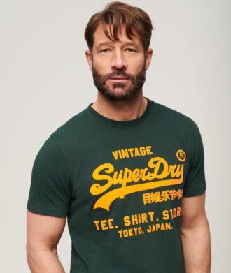 Camiseta con logotipo Vintage neón