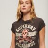Camiseta con mangas casquillo y estampado decorativo Camiseta con mangas casquillo y estampado decorativo