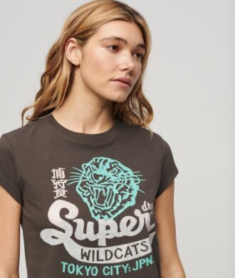 Camiseta con mangas de gorra y estampado decorativo