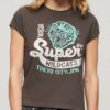 Camiseta con mangas de gorra y estampado decorativo Camiseta con mangas de gorra y estampado decorativo