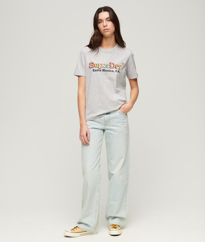 Camiseta de corte holgado con logotipo arcoíris