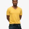 Camiseta de manga corta con cuello en V y efecto slub en los pantalones cortos