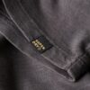 Camiseta de manga corta con cuello en V y efecto slub en los pantalones cortos