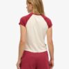 Camiseta raglán Essential Logo de Organic Cotton