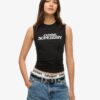 Camiseta sin mangas ajustada con estampado Sport Luxe