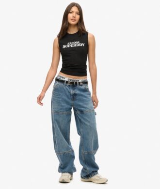 Camiseta sin mangas ajustada con estampado Sport Luxe