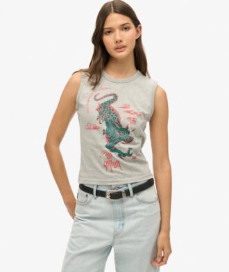 Camiseta sin mangas ajustada Superdry X Komodo Kailash Dragon