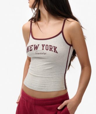 Camiseta sin mangas con la marca Athletic Essentials