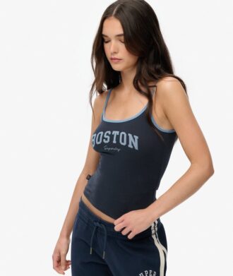 Camiseta sin mangas con la marca Athletic Essentials