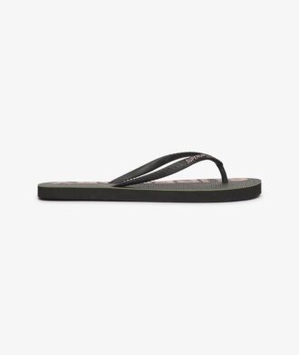 Chanclas con logotipo