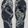Chanclas con logotipo