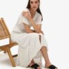 Chanclas con tiras cruzadas estilo alpargata