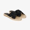 Chanclas con tiras cruzadas estilo alpargata