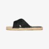 Chanclas con tiras cruzadas estilo alpargata