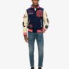 Chaqueta bomber con parches universitarios