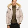 Chaqueta bomber Puffer Everest con capucha