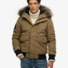 Chaqueta bomber Puffer Everest con capucha